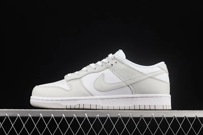 All categories Nk SB Dunk Series Nk SB Dunk Low low-top skate shoes F version special price Nk SB Dunk Low dunk series white and light gray color low-top casual sports skateboard shoes DD1503-103